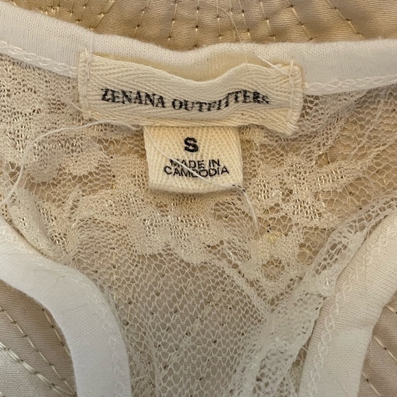 Zenana outfitters white top - Picture 5 of 6